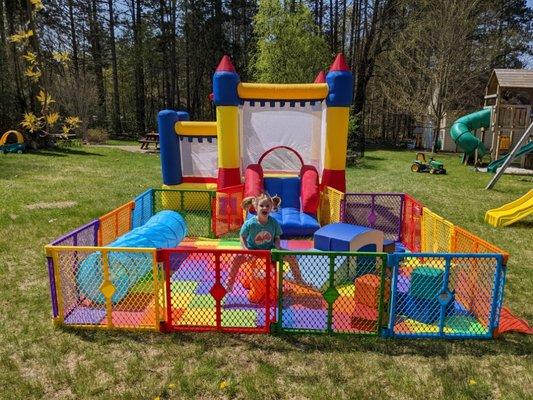 #bouncehouse #bouncehouserental #softplayrental #birthdayparty #kids #familyreunion #mobilemerriment