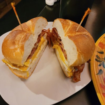 Breakfast sandwich