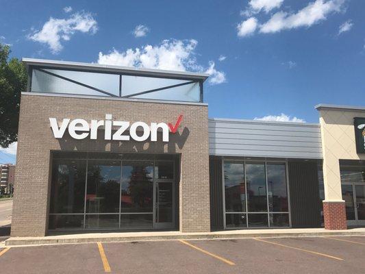 Verizon Authorized Retailer - Wireless World