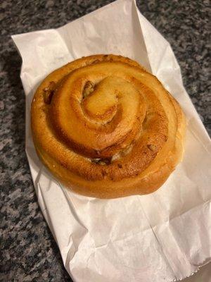 "Cinnamon roll"