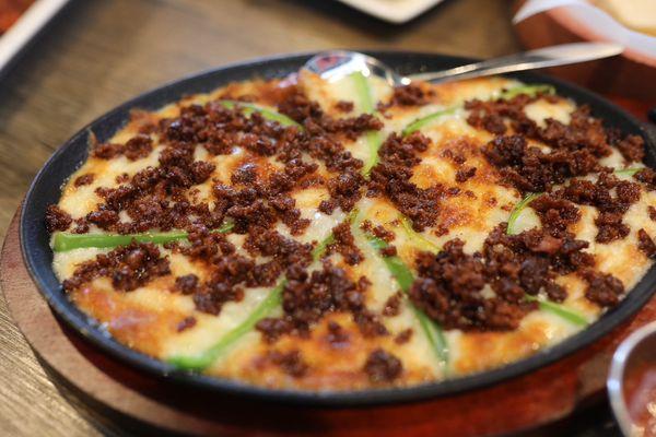 Queso Fundido w/chorizo