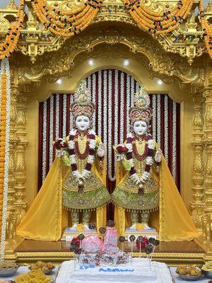 Shri Swaminarayan Bhagwan and Gunatitanand Swami