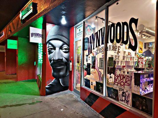 Pass by Wynwoods Glass and Vape. Conveniently located next door to Miracle Leaf. Just look for the Snoop Dogg!