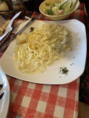 Fettuccine Alfredo