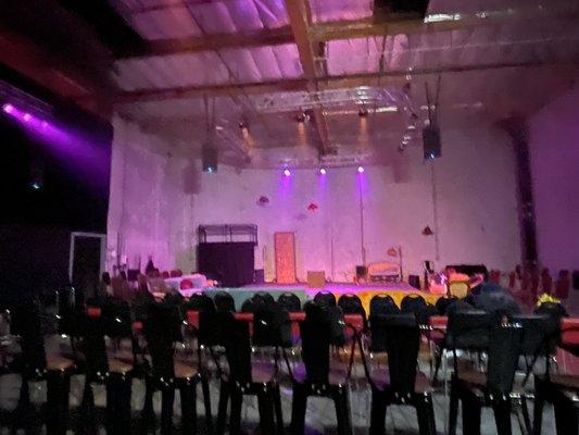 warehouse and flex space, set up for love performances, concerts, events and parties, also great for conferences