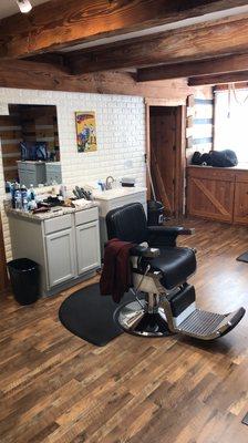 Barber station