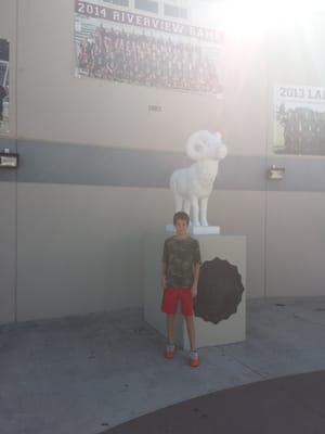 Jerry Richardson with cool Riverview Rams statue.