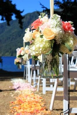 Floral bouquets for wedding isle