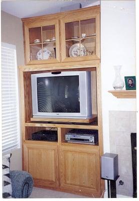 Red Oak TV Unit