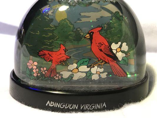 Abingdon's cardinal bird sparkly globe