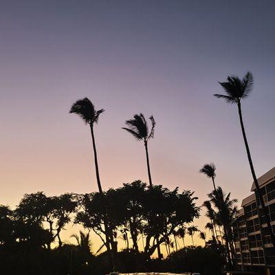 Beautiful Sunday evening in Kihei, Maui