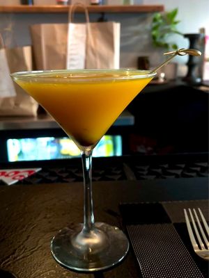 Mango Martini