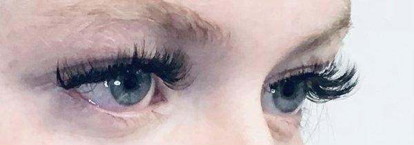 Doll eye. Eyelash extensions