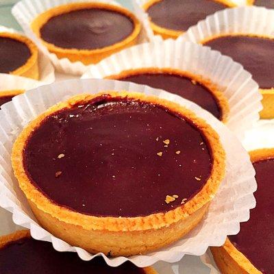 Chocolate tart