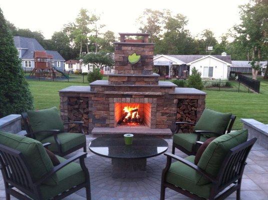 Create an outdoor space to warm up by the fire during the cool fall nights. Call us for a free quote today!