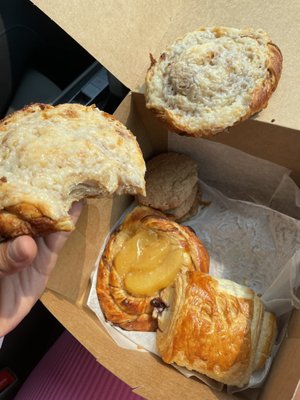 Cheese Danish , Apple Danish , Snickerdoodles , Oatmeal Cranberry Cookies , & a beautiful Raspberry Ricotta Croissant .