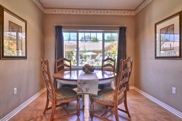 Apartment Dining Room at Sonoma Senior Living