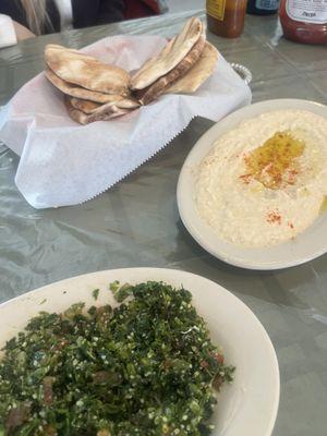 Tabouleh & hummus