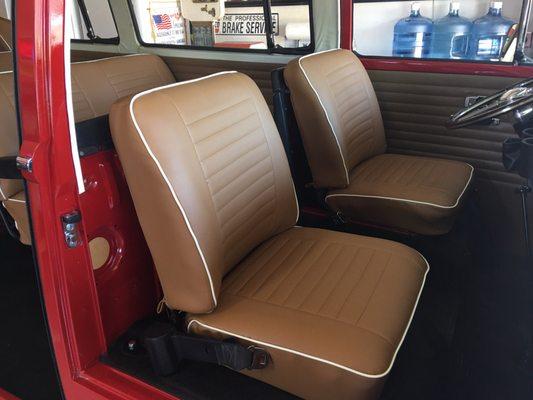 Front bucket seats