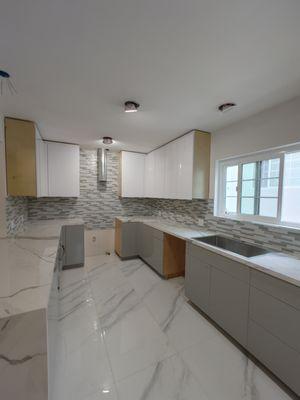 Backsplash installation