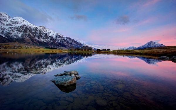 Queenstown-New-Zealand-Lake-Wakatipu