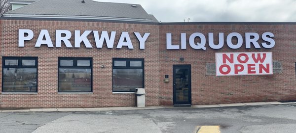 Parkway Liquors