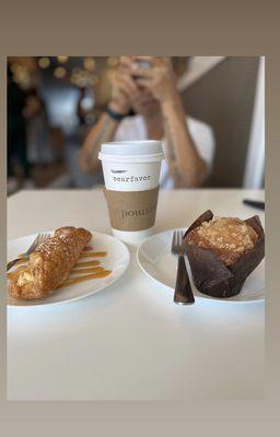 Americano (HOT), quesito(warmed) and blueberry muffin