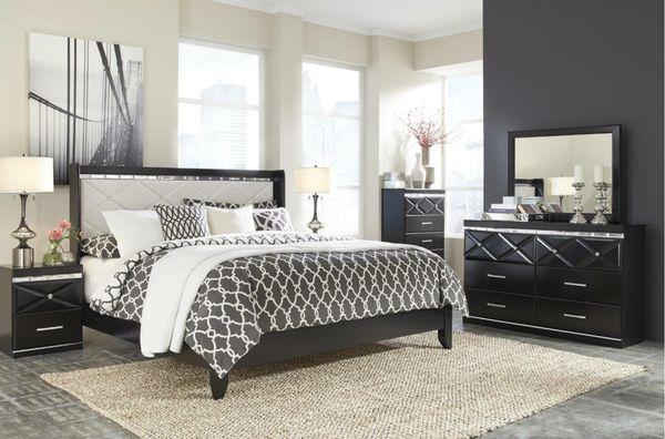 Queen bed frame dresser & mirror $599.99