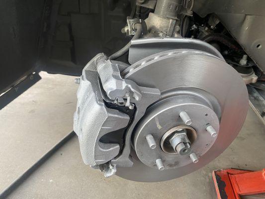 We specialize brake repairs.