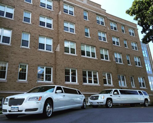 A Perfect Combo. Chrysler & Escalade Limos #HudsonValleyWedding