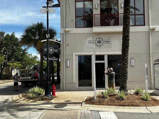 New Location at the Destin Commons.  Now located on the corner next to Belk