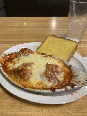 Pasta trio-lasagna, beef ravioli, manicotti