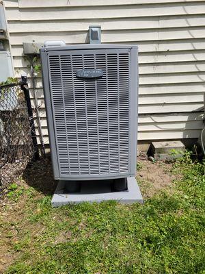 2.5 ton Armstrong heat pump