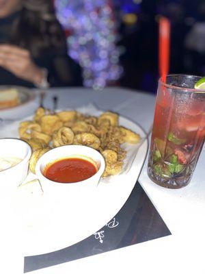 Fried Calamari and berry mojito