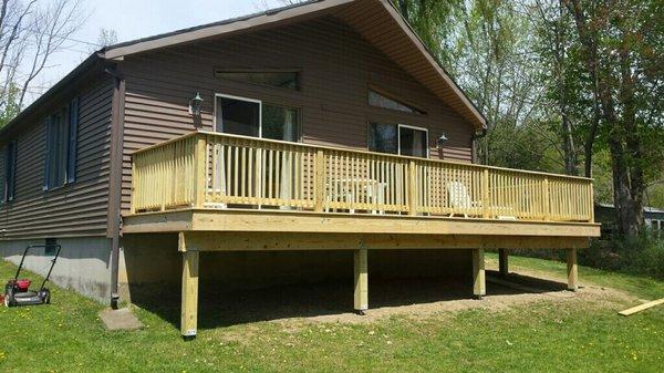 Small deck in Cheshire