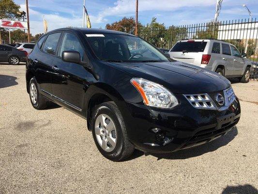 2013 Nissan Rogue Black 40K miles After instant savings $15,900 zaauto.net 215-329-6996