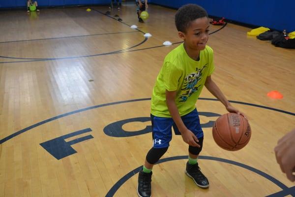 Improving your child's basketball game one drill at a time.