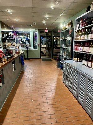 Pindar Wine Store