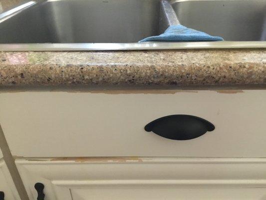 Kitchen sink cabinet