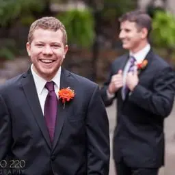 Groomsmen boutonniere