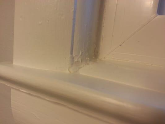 Crappy caulk job...