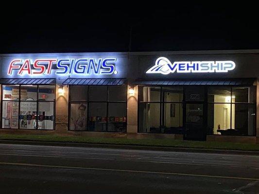 Sign lighting