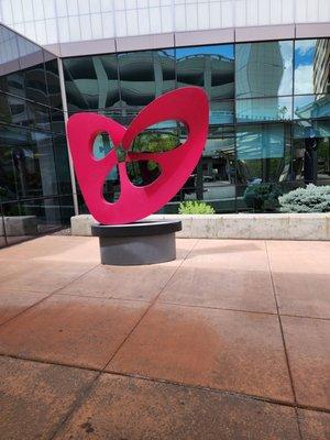 Heart sculpture outside the Institute for Heart and Vascular Health