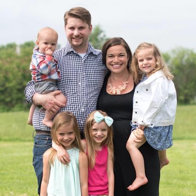 Nate and Abbey (Owners) with their family.