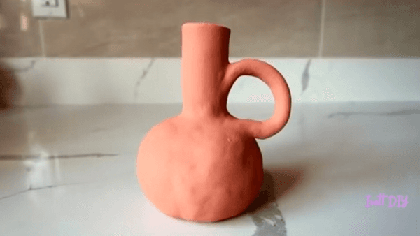 Clay finger press pot. Examples from previous art classes! Call today for your call! Elizabeth Sapre Art