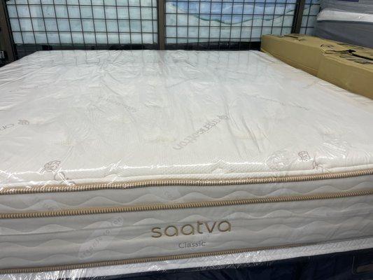 Full mattress | Saatva