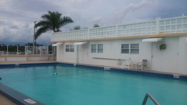 Come swim in our rooftop pool, where the depth ranges from 3' - 9'