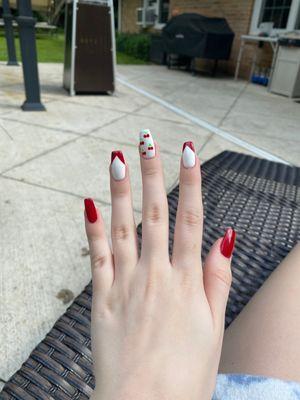 V-Nails Too