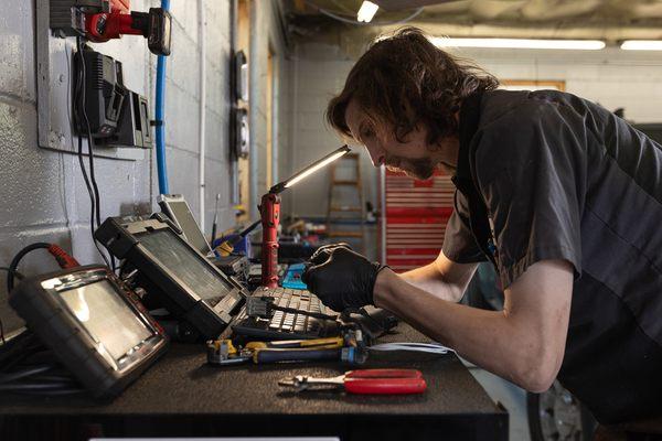 On top of friendly service, you also get the best equipment and knowledge in KC as we're doing ground-breaking work on vehicle electronics.