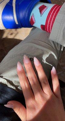 nails